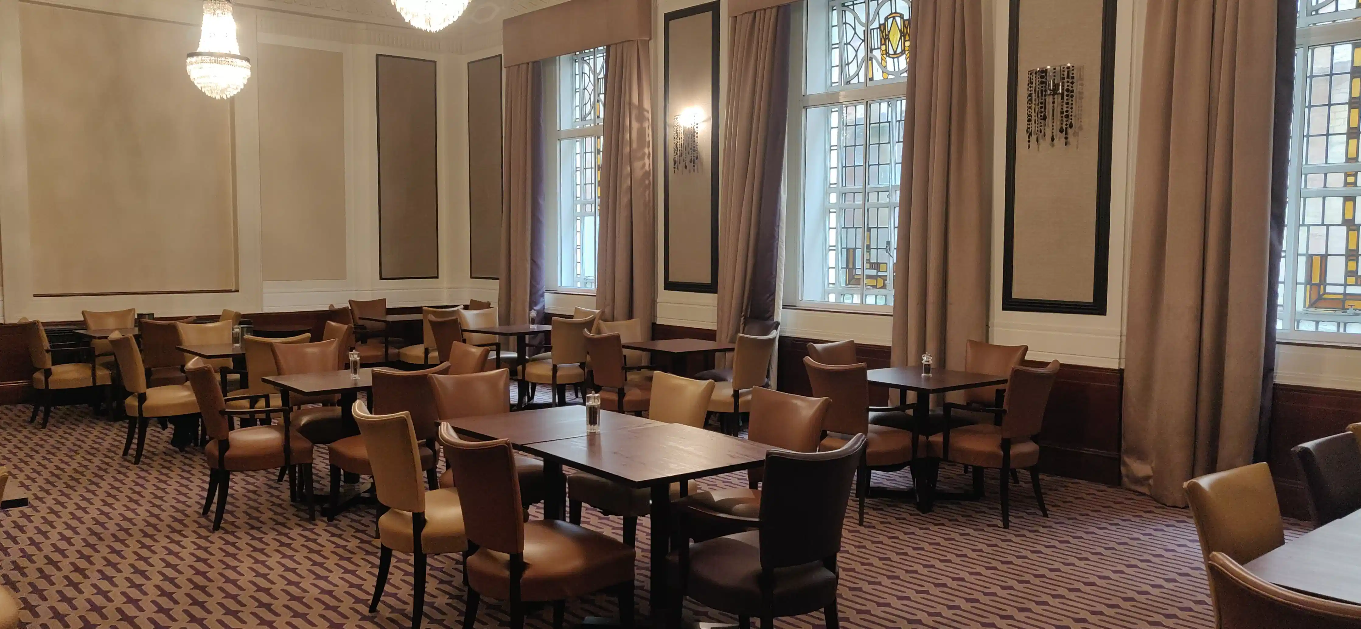 De Vere Grand Connaught Rooms 